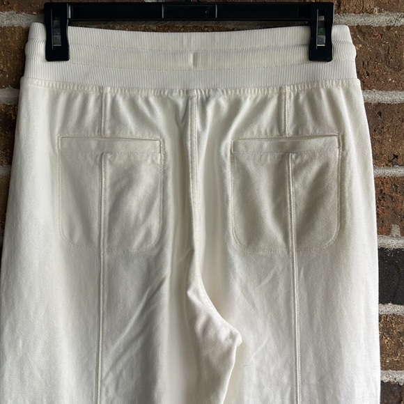 Athleta Joggers Women's Small Farallon Weekender Pant Off White Adjustable Cuff - Picture 9 of 10